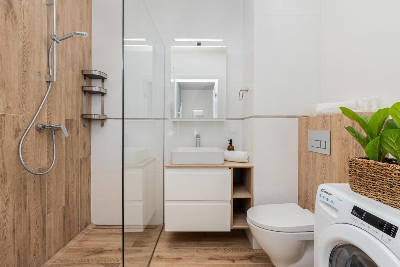 Bright & Stylish Apartment With Balcony 1,5 Km To Gdansk Main City By Noclegi Renters Zewnętrze zdjęcie